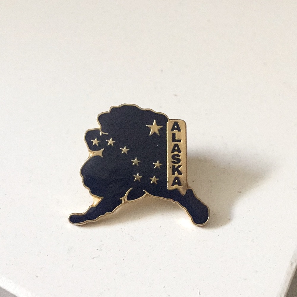 Alaska state shape lapel pin